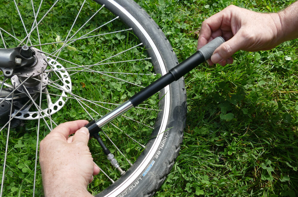 Pompa Telescopica GIYO GP06S In Lega Con Thumblock - Mini Pompa Bici