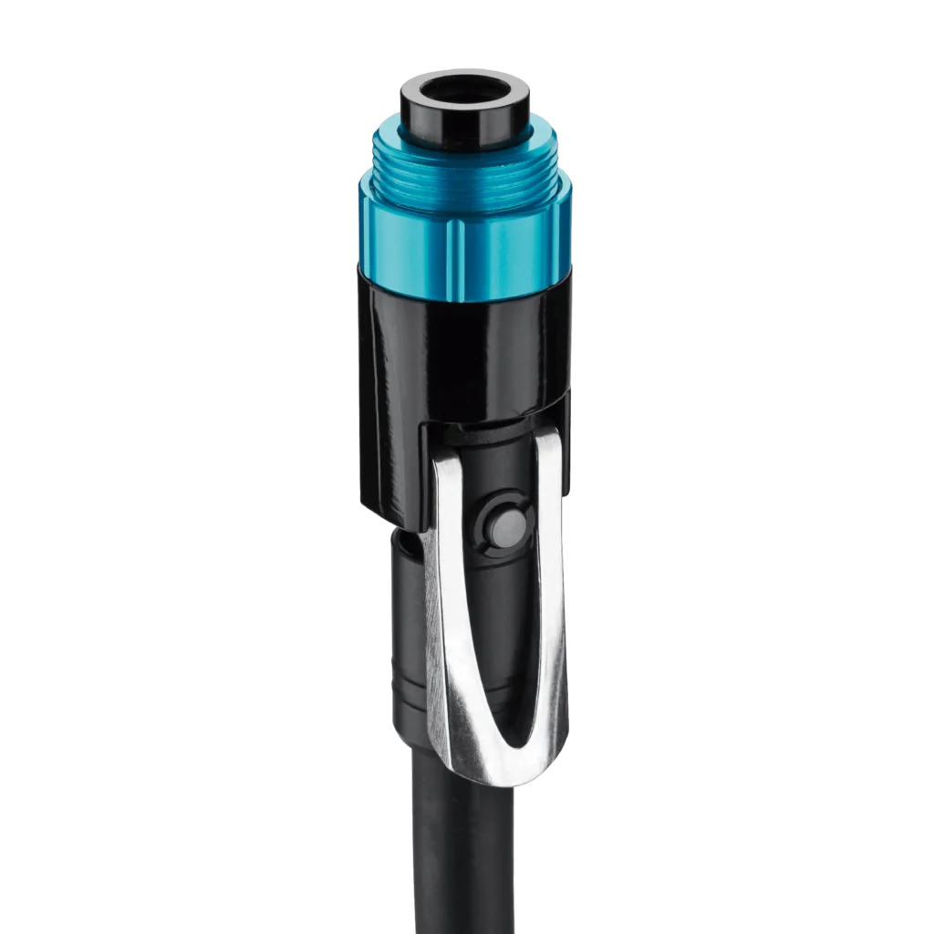 Clever Twin Valve w/thumb-lock lever & air-bleeder button