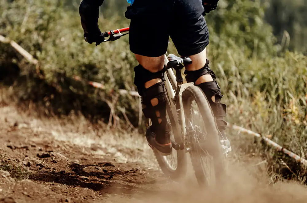 Maintaining Your Bike’s Suspension with the Giyo GS-52L Digital Shock Pump