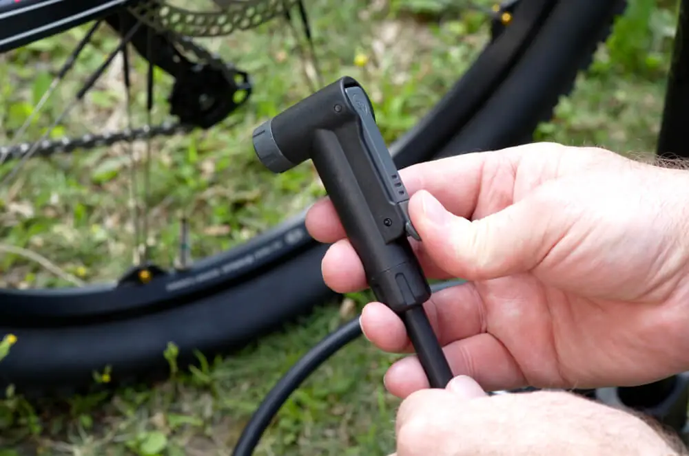 So, can you really get the pump head off the valve?
